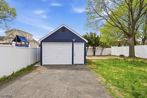 31 Ackerson Place Passaic NJ 07055
