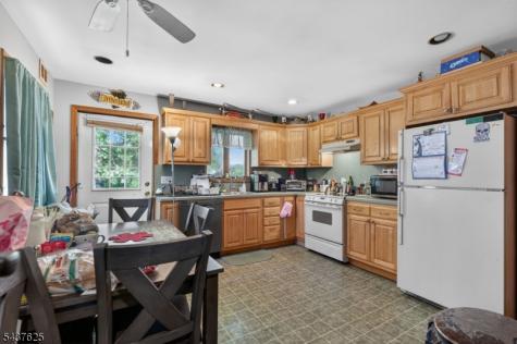 133 Mary Avenue Woodbridge NJ 08863