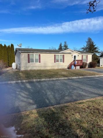 92 New Street Oxford NJ 07863