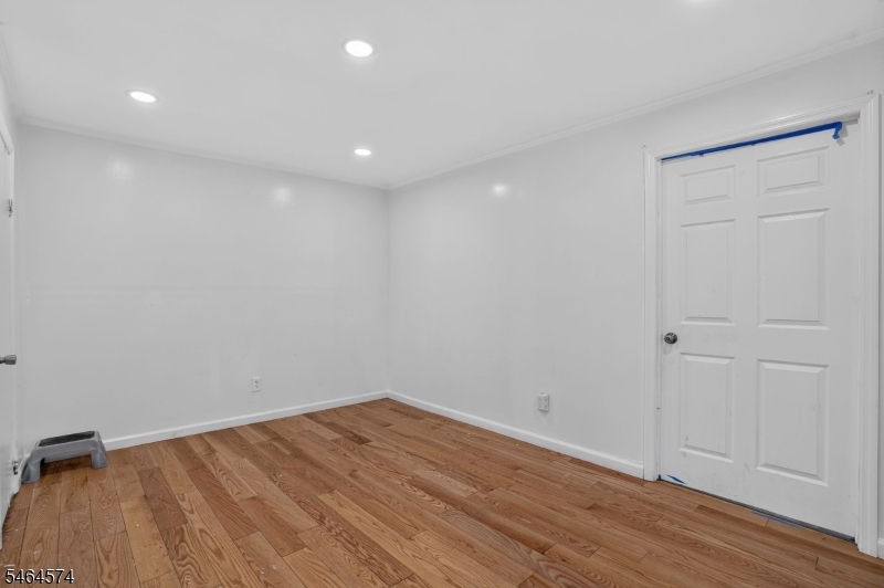 141 Kearney Street Paterson NJ 07522