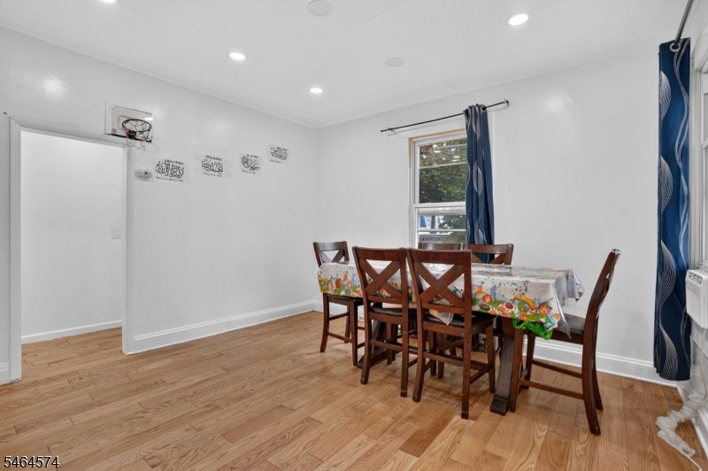 141 Kearney Street Paterson NJ 07522