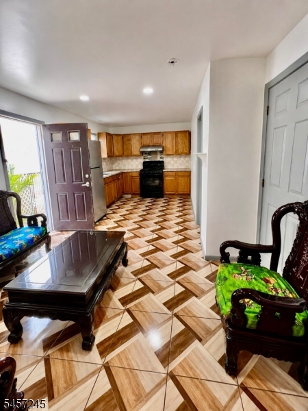 81 Jefferson Street Paterson NJ 07522