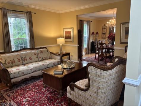 8 Stiles Lane Franklin NJ 08823