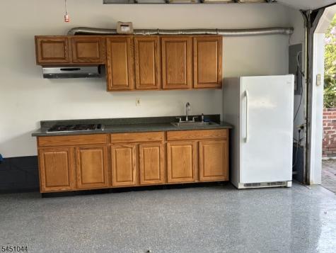 8 Stiles Lane Franklin NJ 08823