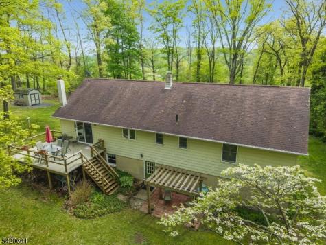 87 Buckhorn Drive White NJ 07823
