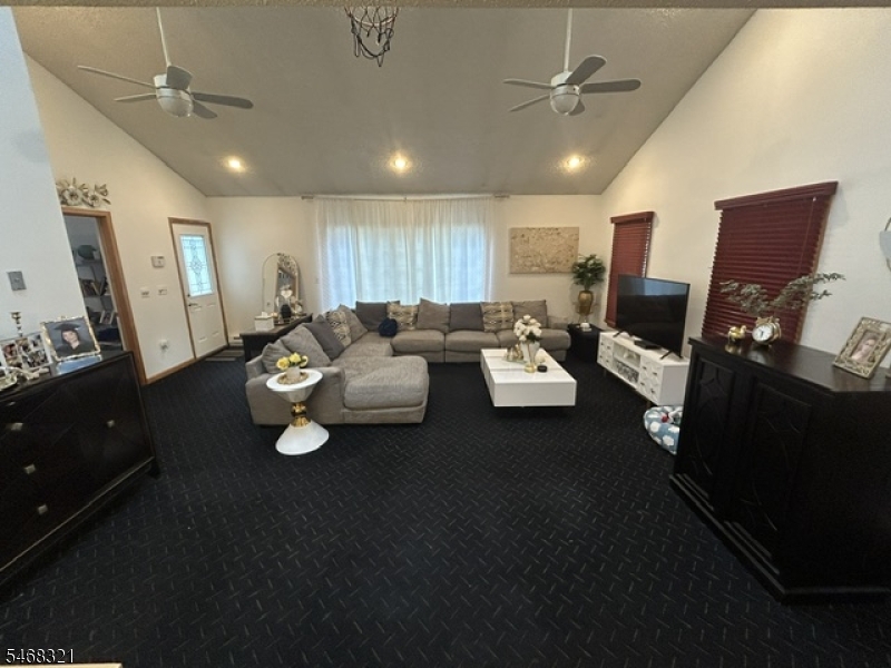 822 Ramapo Avenue Pompton Lakes NJ 07442