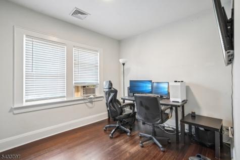 45 Bayview Avenue Newark NJ 07112
