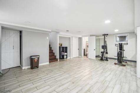 45 Bayview Avenue Newark NJ 07112