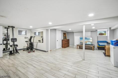 45 Bayview Avenue Newark NJ 07112