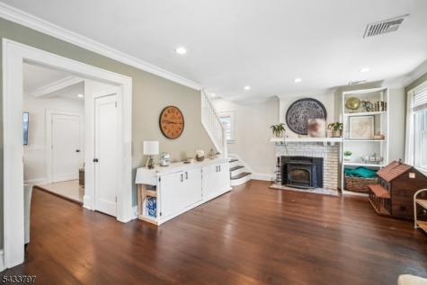 45 Bayview Avenue Newark NJ 07112