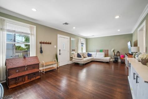 45 Bayview Avenue Newark NJ 07112