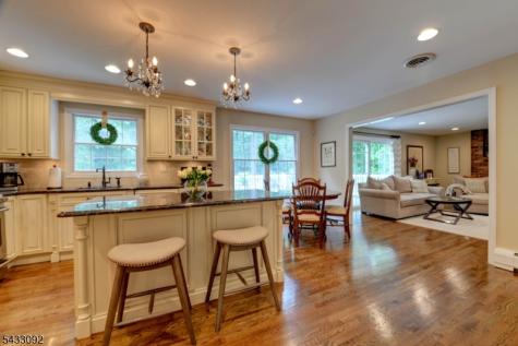 71 Cheshire Lane Ringwood NJ 07456