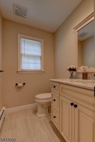 71 Cheshire Lane Ringwood NJ 07456