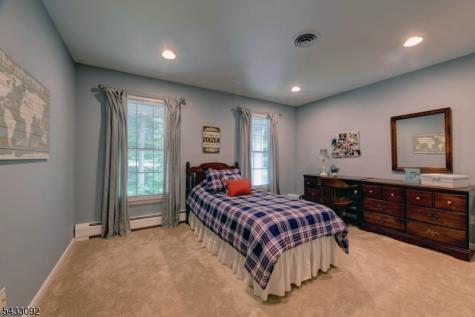 71 Cheshire Lane Ringwood NJ 07456