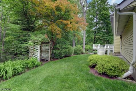 71 Cheshire Lane Ringwood NJ 07456