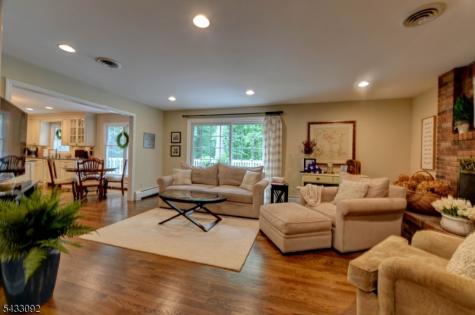 71 Cheshire Lane Ringwood NJ 07456