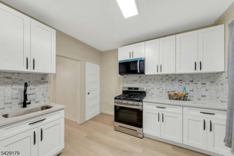 179 William Street East Orange NJ 07017