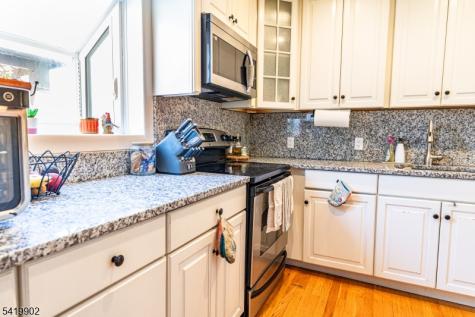 533 Atlas Road Roxbury NJ 07850