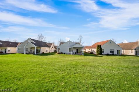 18 Kensington Circle White NJ 07823
