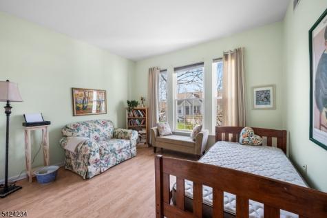 18 Kensington Circle White NJ 07823