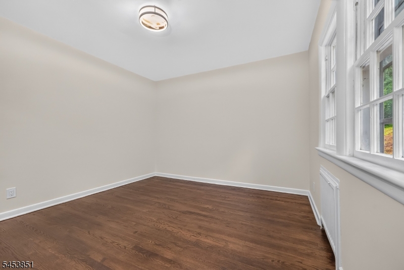 28 Dogwood Lane Washington NJ 07882
