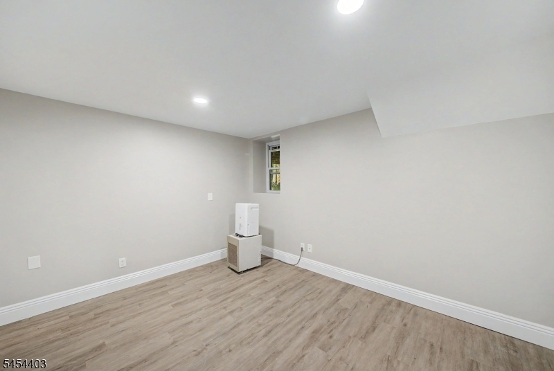 16 Foulton Terrace Vernon NJ 07461