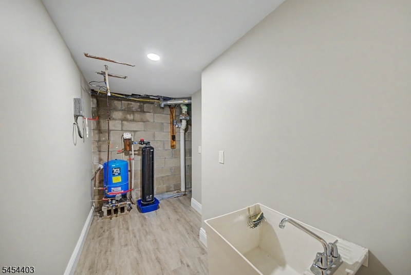 16 Foulton Terrace Vernon NJ 07461
