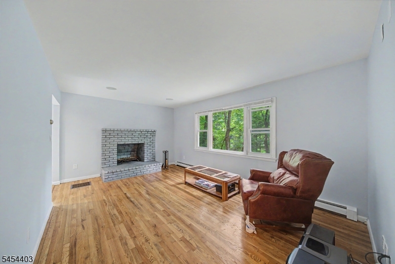 16 Foulton Terrace Vernon NJ 07461