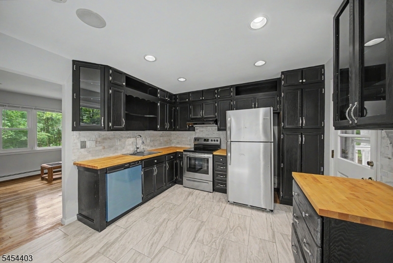 16 Foulton Terrace Vernon NJ 07461