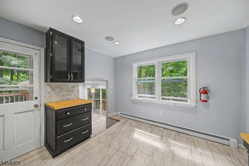 16 Foulton Terrace Vernon NJ 07461