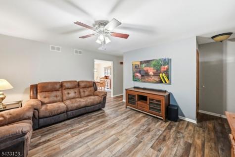 5 N 13th Avenue Manville NJ 08835