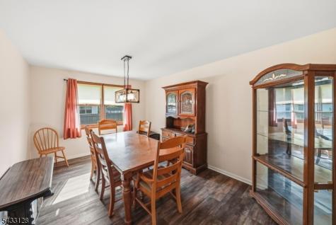 5 N 13th Avenue Manville NJ 08835