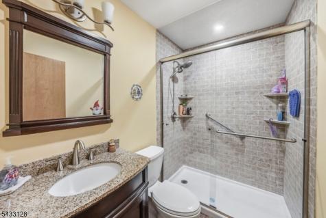 5 N 13th Avenue Manville NJ 08835
