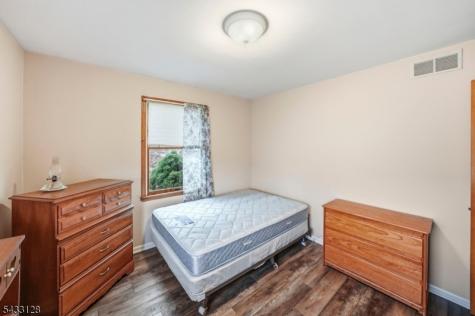 5 N 13th Avenue Manville NJ 08835