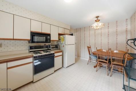 5 N 13th Avenue Manville NJ 08835