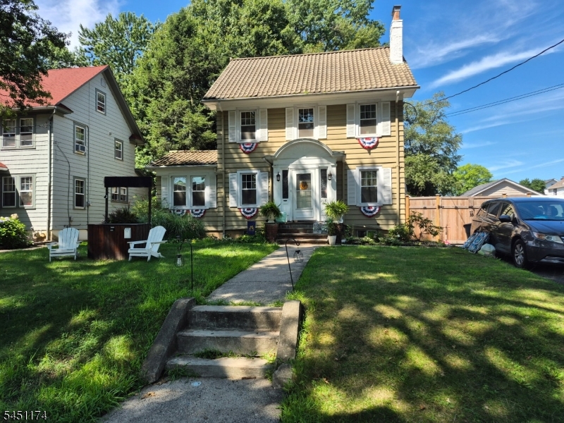 718 Chestnut Street Roselle Park NJ 07204