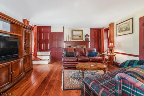 226 Finesville Road Pohatcong NJ 08865