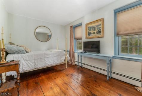 226 Finesville Road Pohatcong NJ 08865