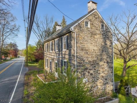 226 Finesville Road Pohatcong NJ 08865