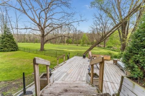 226 Finesville Road Pohatcong NJ 08865
