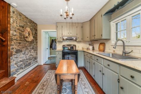 226 Finesville Road Pohatcong NJ 08865