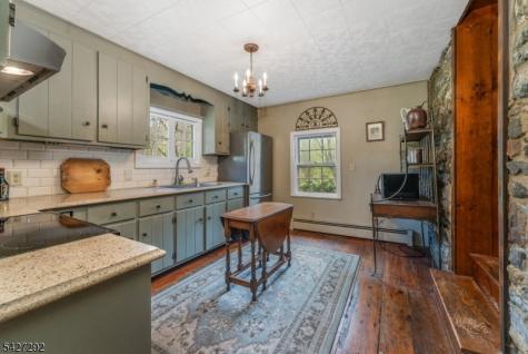 226 Finesville Road Pohatcong NJ 08865