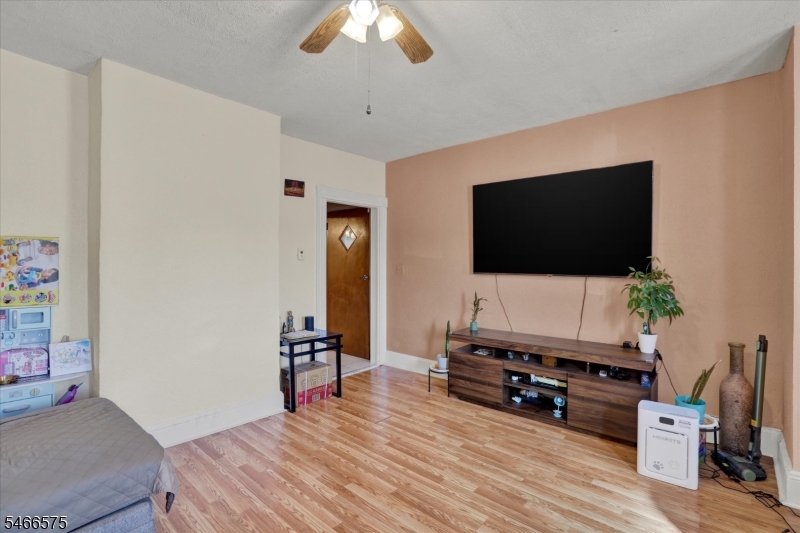 457 Maple Avenue Elizabeth NJ 07202
