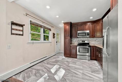 23 Elizabeth Avenue Stanhope NJ 07874