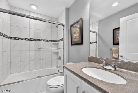 95 Ditmar Boulevard Readington NJ 08889