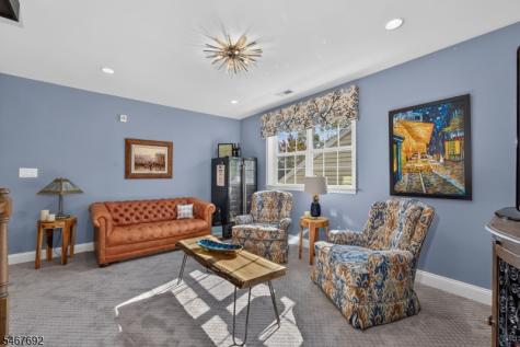 95 Ditmar Boulevard Readington NJ 08889