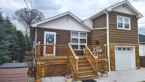 106 Maxim Drive Hopatcong NJ 07843