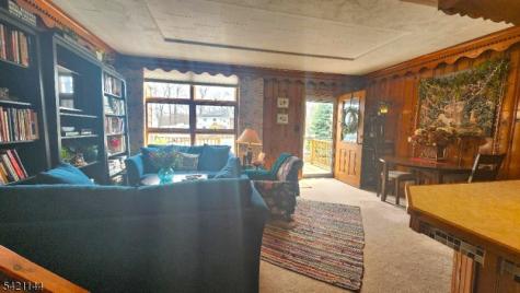 106 Maxim Drive Hopatcong NJ 07843