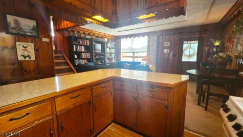 106 Maxim Drive Hopatcong NJ 07843