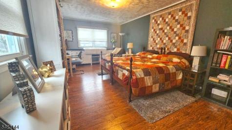 106 Maxim Drive Hopatcong NJ 07843